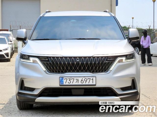 Kia Carnival — exterior