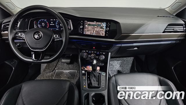 Volkswagen Jetta — interior