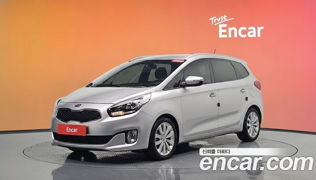 Kia Carens — exterior