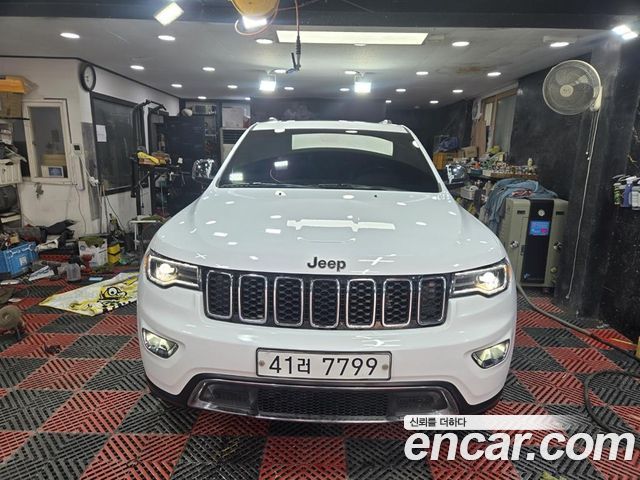 Jeep Cherokee — exterior