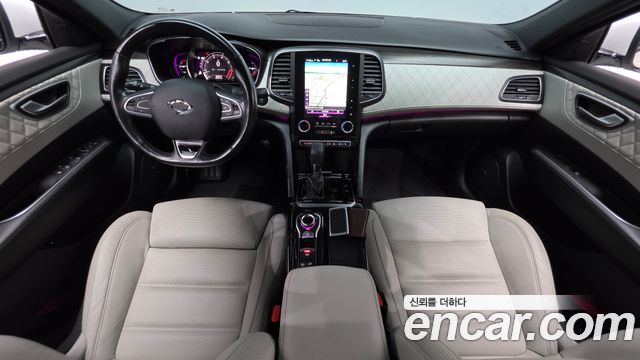 Renault Korea SM6 — interior