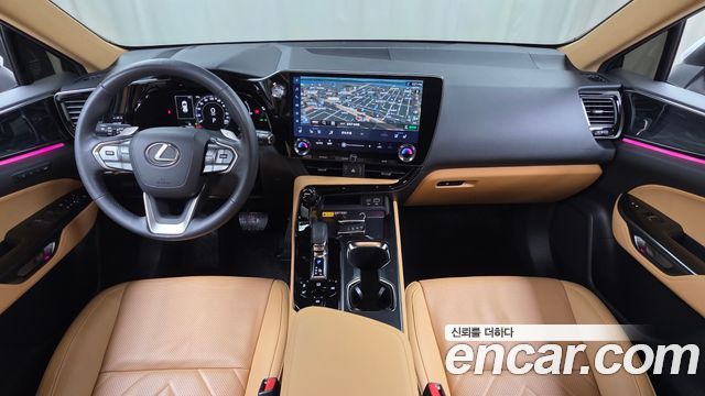 Lexus NX — interior