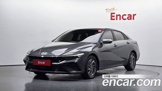 Hyundai Avante — exterior