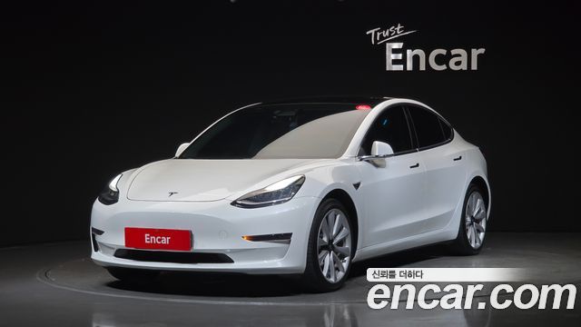 Tesla Model 3 — exterior