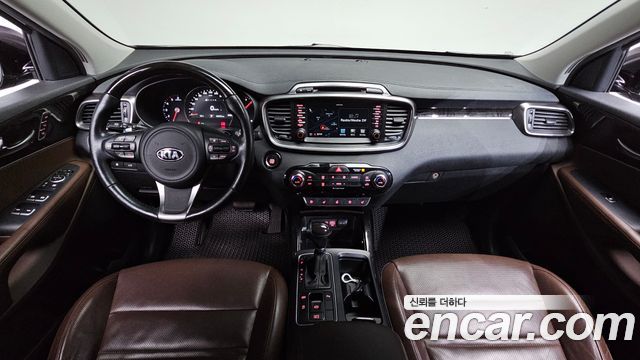 Kia Sorento — interior