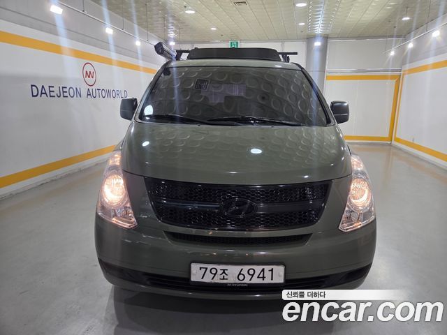 Hyundai Starex — exterior