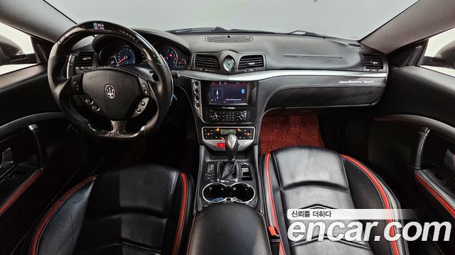 Maserati GranTurismo — interior