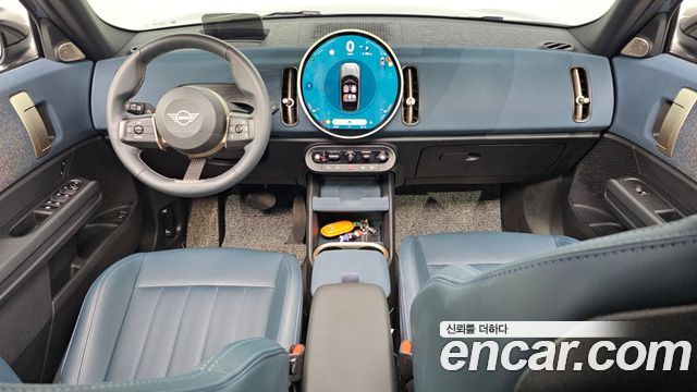 MINI Countryman — interior