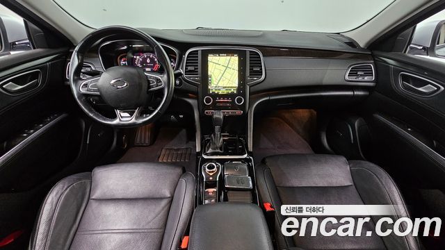 Renault Korea SM6 — interior