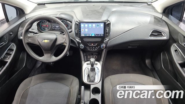 Chevrolet Korea Cruze — interior
