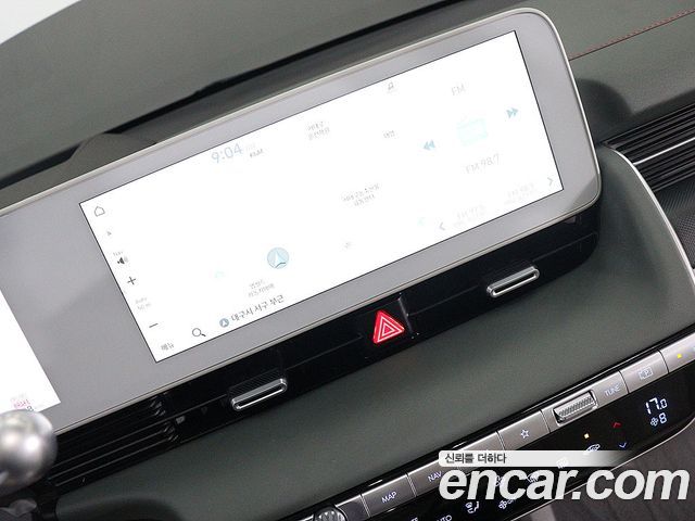 Hyundai IONIQ 5 — interior