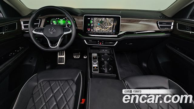 Volkswagen Atlas — interior