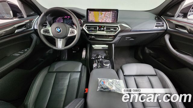 BMW X4 — interior