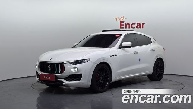 Maserati Levante — exterior