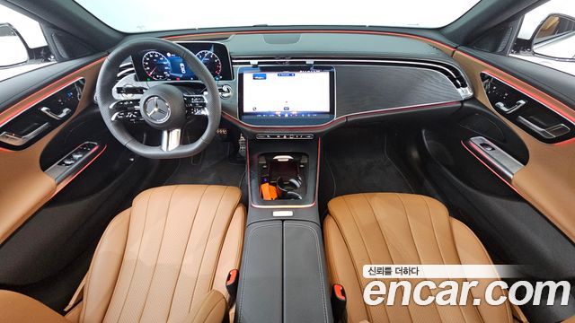 Mercedes-Benz E-Class — interior