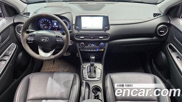 Hyundai Kona — interior