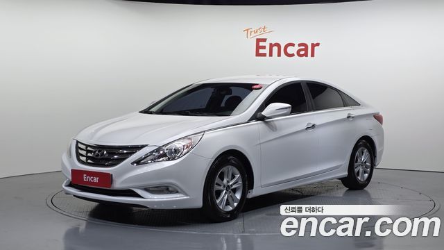 Hyundai Sonata — exterior
