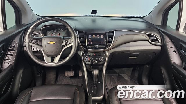 Chevrolet Korea Trax — interior