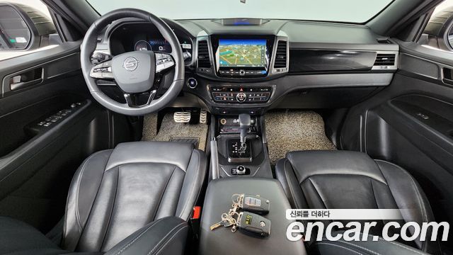 KG Mobility Rexton — interior