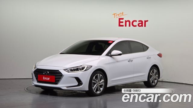 Hyundai Avante — exterior