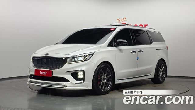 Kia Carnival — exterior