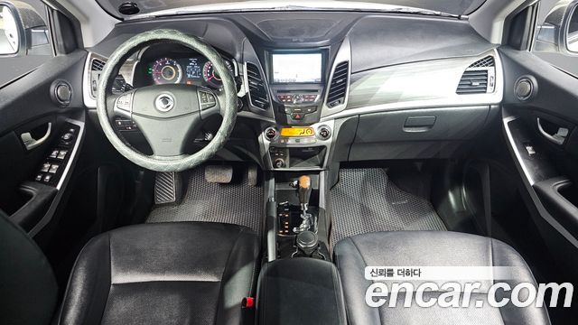KG Mobility Korando — interior