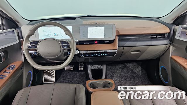Hyundai IONIQ 5 — interior