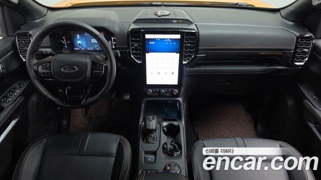 Ford Ranger — interior