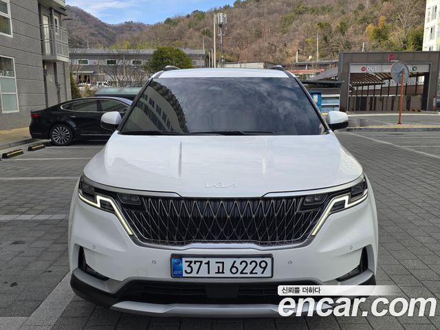 Kia Carnival — exterior