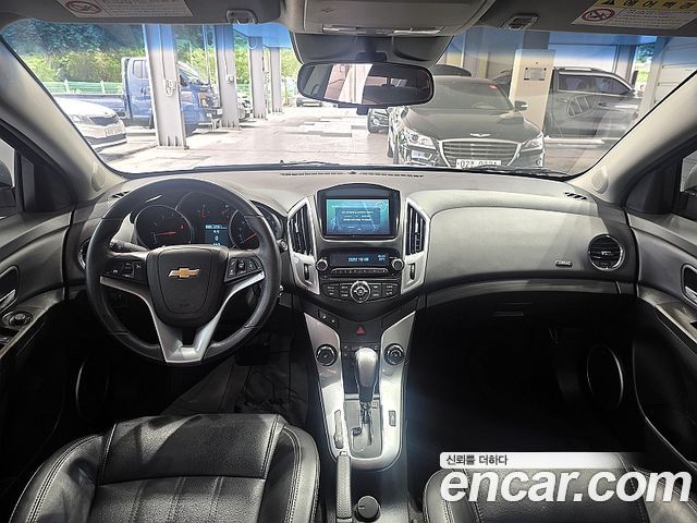 Chevrolet Korea Cruze — interior