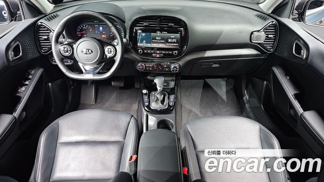 Kia Soul — interior