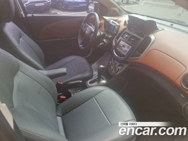 Chevrolet Korea Aveo — interior