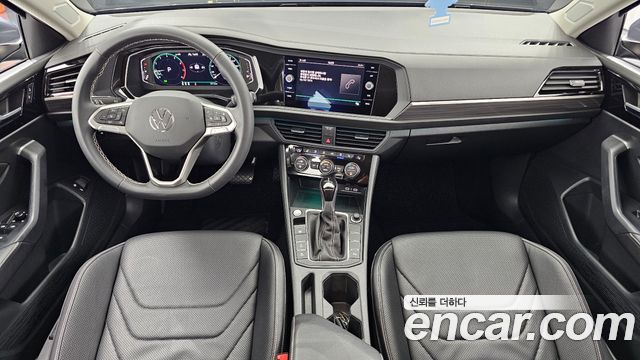 Volkswagen Jetta — interior