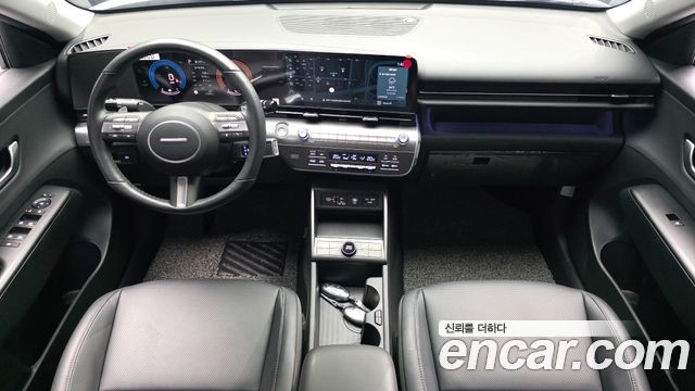 Hyundai Kona — interior