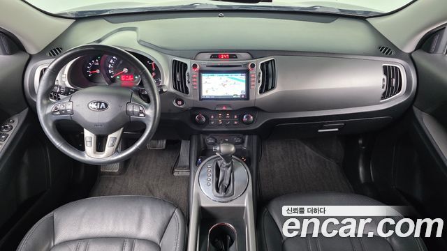Kia Sportage — interior