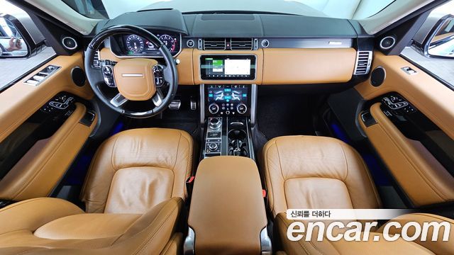 Land Rover Range Rover — interior
