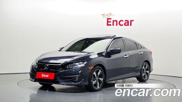 Honda Civic — exterior
