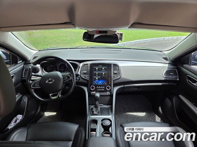 Renault Korea SM6 — interior