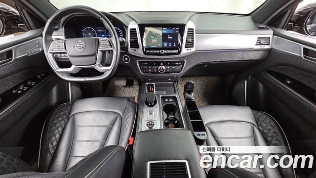 KG Mobility Rexton — interior