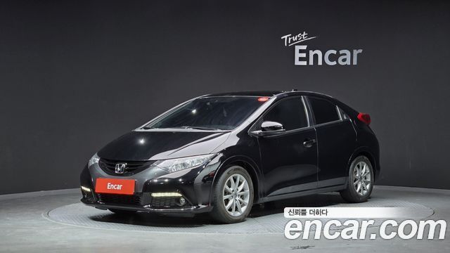 Honda Civic — exterior
