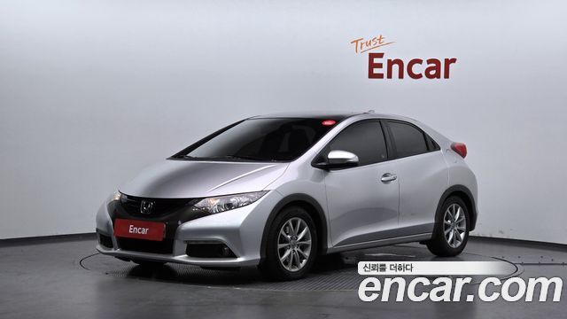 Honda Civic — exterior