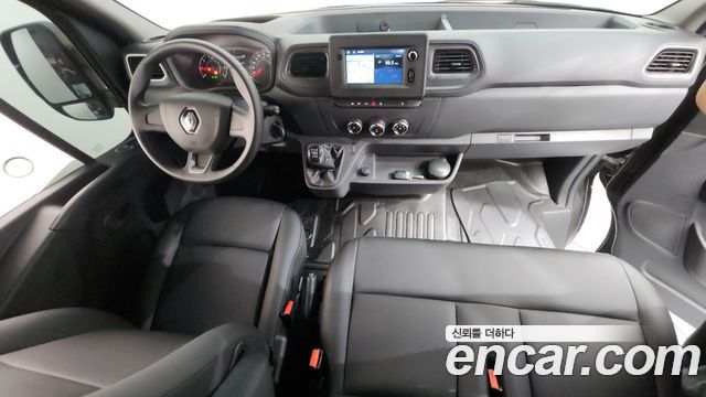 Renault Korea Master — interior