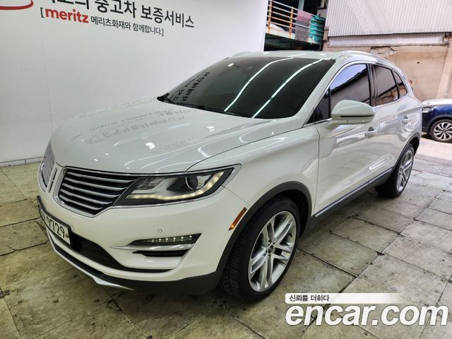 Lincoln MKC — exterior