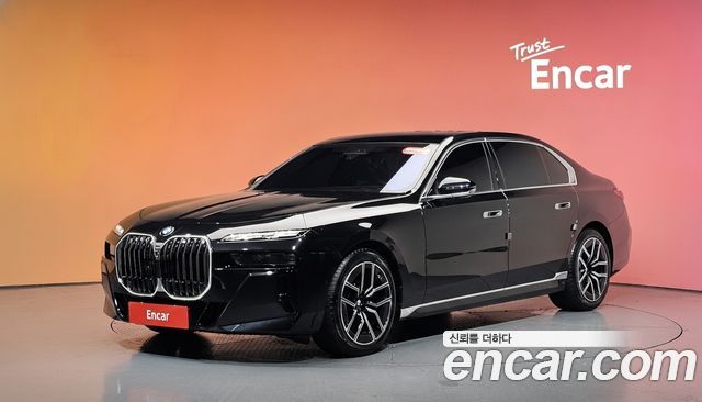 BMW 7 Series — exterior