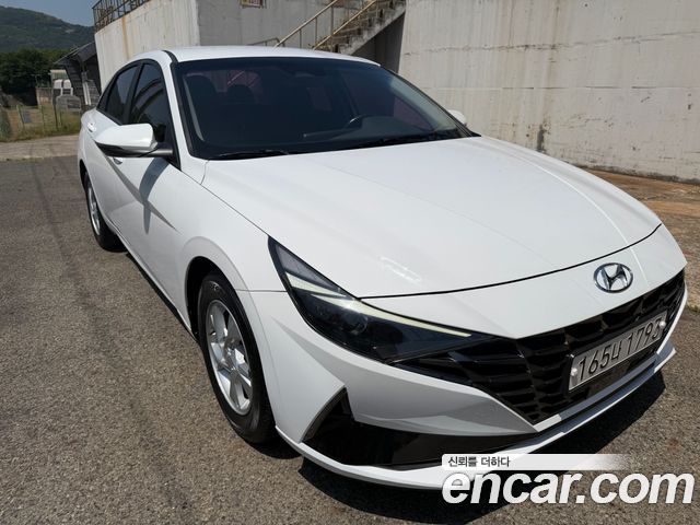 Hyundai Avante — exterior