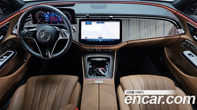 Mercedes-Benz E-Class — interior