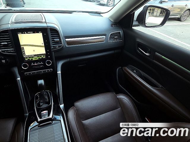 Renault Korea QM6 — interior