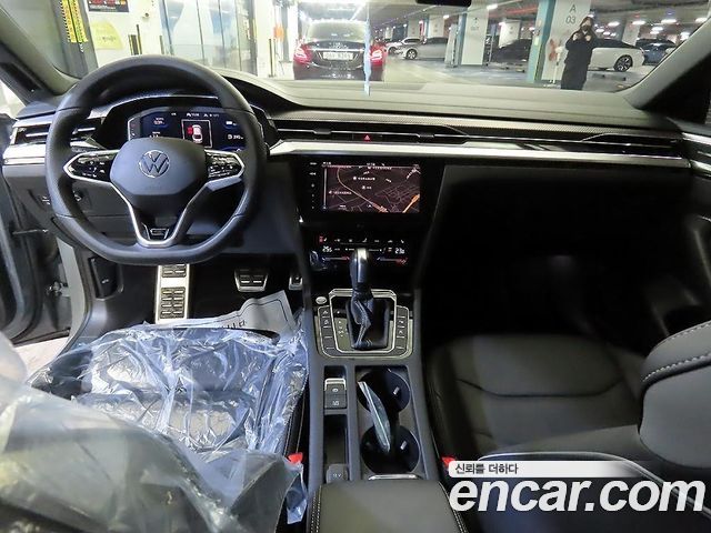 Volkswagen Arteon — interior
