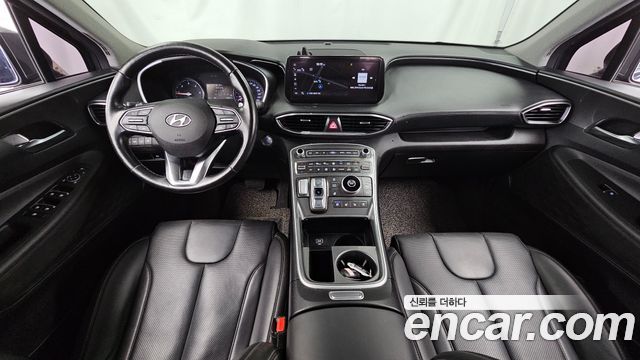 Hyundai Santa Fe — interior