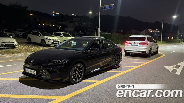 Toyota Camry — exterior